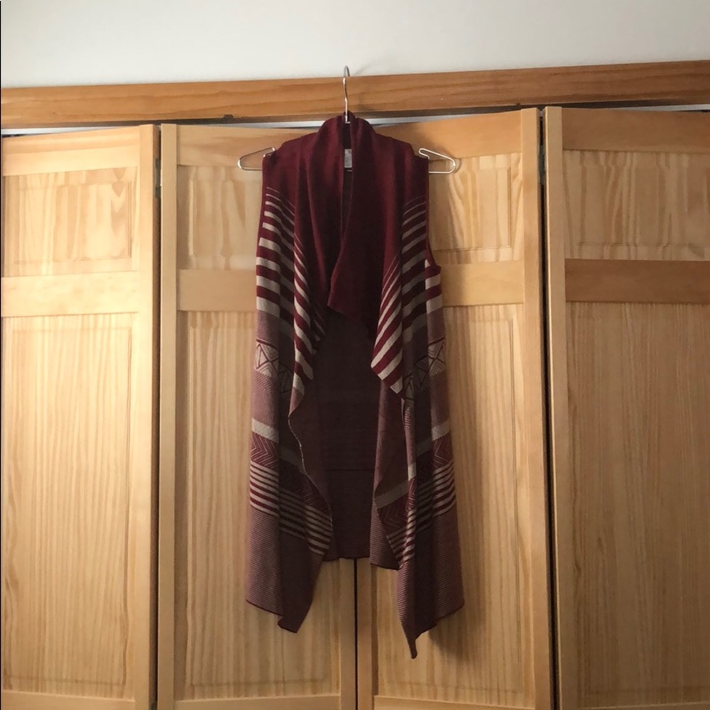 Sweater vest